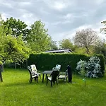 Marbacher Hoehe 公寓 *