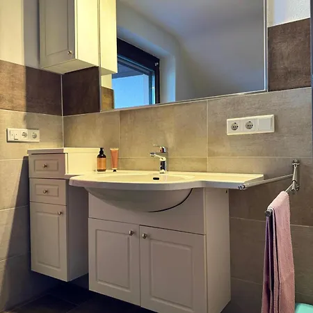Apartment Marbacher Höhe *